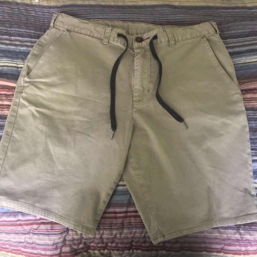 Bullhead chino shorts